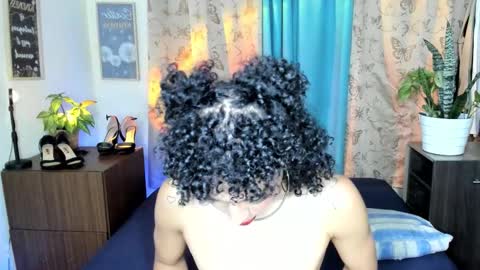 Snapshot of angelwhitte chatting on 02-27-26, 10:54 angelwhitte online show from 02-27-26, 10:54