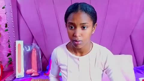 Snapshot of angeyapetite chatting on 06-19-26, 12:20 Anyega online show from 06-19-26, 12:20