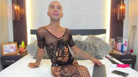 Snapshot of anghel_stone chatting on 06-14-26, 02:24 Anghel Stone online show from 06-14-26, 02:24