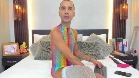 Snapshot of anghel_stone chatting on 07-08-26, 03:00 Anghel Stone online show from 07-08-26, 03:00