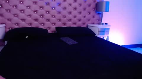 Snapshot of angie99_gh chatting on 02-15-25, 04:36 Angie online show from 02-15-25, 04:36