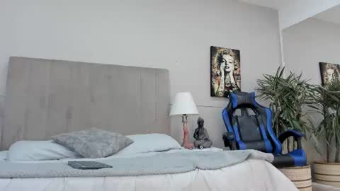 Snapshot of angie_abby chatting on 07-02-26, 03:23 Angie Abby online show from 07-02-26, 03:23