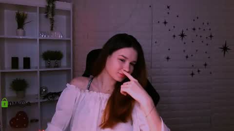 Snapshot of angie_foxy chatting on 06-20-26, 07:16 Angle online show from 06-20-26, 07:16