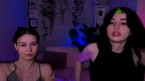 Snapshot of angie_foxy chatting on 06-28-26, 07:20 Angle online show from 06-28-26, 07:20