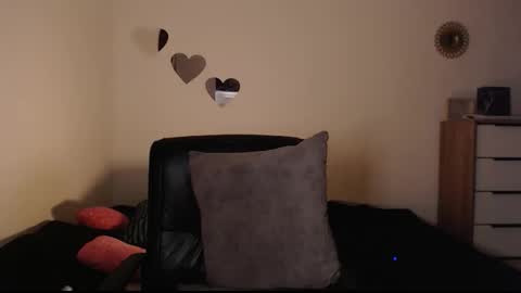 VALENTINA online show from 03-21-26, 12:15