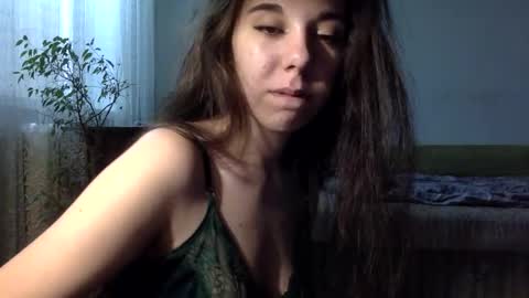 Snapshot of angle_cute05 chatting on 05-27-26, 09:45 Angel Cute online show from 05-27-26, 09:45