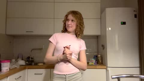 Hello My name is Sarah  im new model here and little but shy. online show from 11-28-25, 04:53