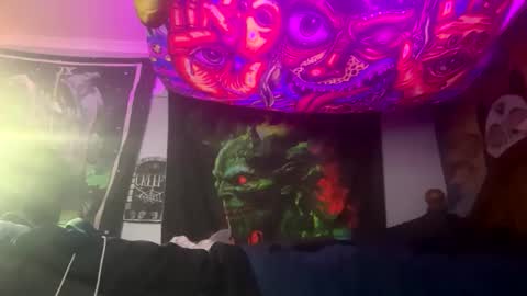 angusbone01 online show from 09-10-25, 08:14