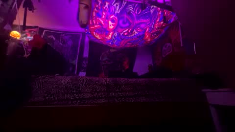 angusbone01 online show from 11-23-25, 11:54