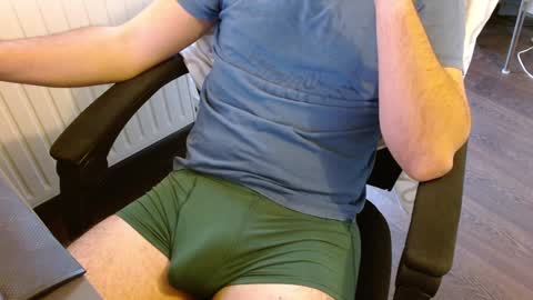 Snapshot of anhotcock chatting on 12-28-24, 03:04 anhotcock online show from 12-28-24, 03:04