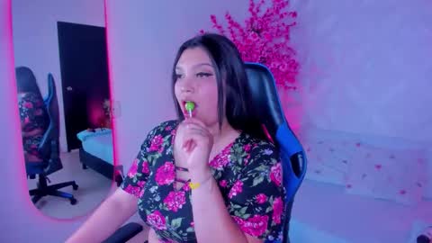 A N I A online show from 11-25-25, 04:01