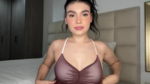 ANGIE online show from 08-04-26, 03:32