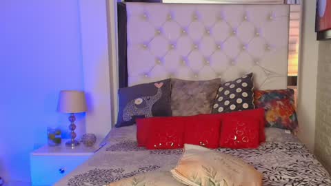 laura  online show from 01-26-25, 11:18