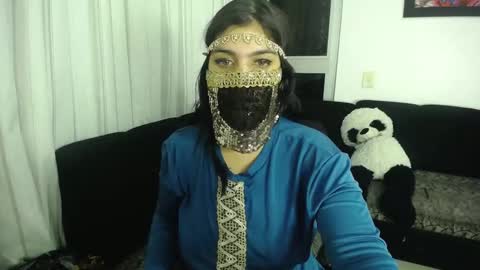 Anissa online show from 11-15-25, 05:27