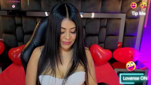 Snapshot of anijoness_ chatting on 02-14-26, 04:42 Ani online show from 02-14-26, 04:42