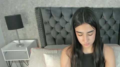 anika_h online show from 05-30-26, 12:13