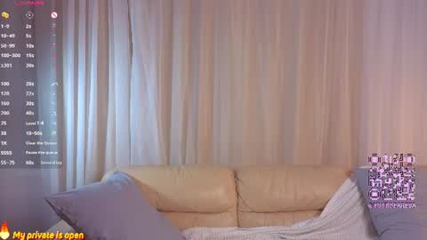 Snapshot of anika_heir chatting on 06-29-26, 04:07 Alice online show from 06-29-26, 04:07
