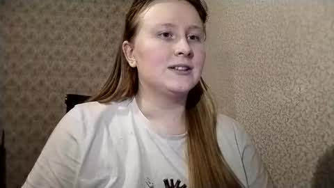 Anika online show from 09-14-25, 08:52