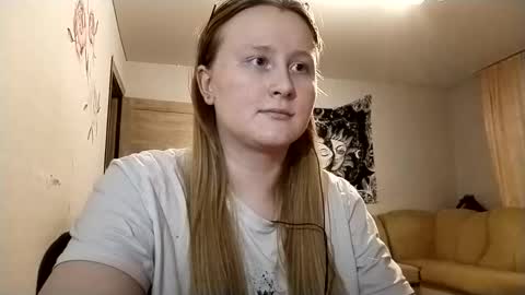 Anika online show from 10-10-25, 12:42