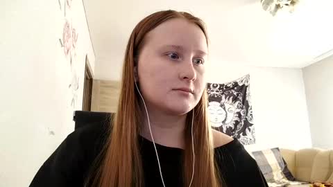 Snapshot of anika_lipps chatting on 04-21-26, 03:50 Anika online show from 04-21-26, 03:50