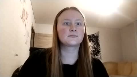 Snapshot of anika_lipps chatting on 05-16-26, 12:40 Anika online show from 05-16-26, 12:40