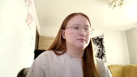 Snapshot of anika_lipps chatting on 07-12-26, 04:31 Anika online show from 07-12-26, 04:31