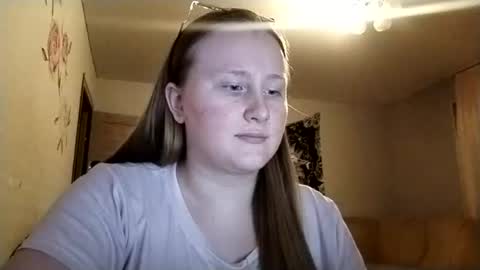 Snapshot of anika_lipps chatting on 07-17-26, 09:08 Anika online show from 07-17-26, 09:08
