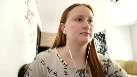Snapshot of anika_lipps chatting on 08-07-26, 12:51 Anika online show from 08-07-26, 12:51