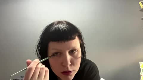 Jenny online show from 05-13-26, 04:37
