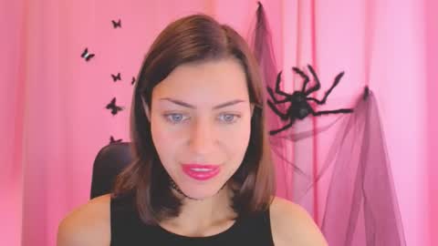 Anni online show from 10-28-25, 06:39