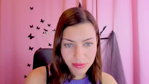 Anni online show from 11-09-25, 03:43