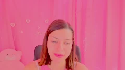 Snapshot of aniskyy chatting on 04-21-26, 02:01 Anni online show from 04-21-26, 02:01