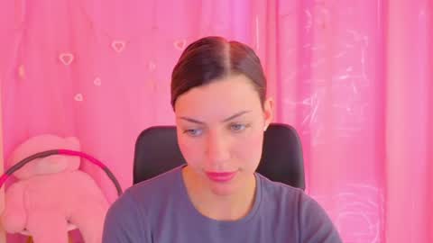 Snapshot of aniskyy chatting on 05-04-26, 03:30 Anni online show from 05-04-26, 03:30