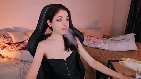 Snapshot of anita__cherry chatting on 01-29-25, 01:27 Anita online show from 01-29-25, 01:27