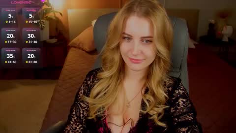 Snapshot of anita_blairr chatting on 10-24-25, 01:35 Anita online show from 10-24-25, 01:35