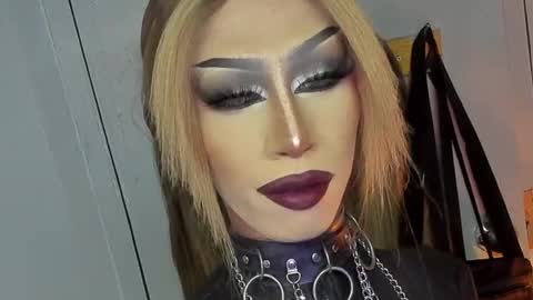 Snapshot of anitacruisze chatting on 09-20-25, 07:48 Miss Ann online show from 09-20-25, 07:48