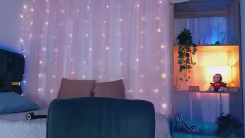 anitaglow online show from 10-15-25, 02:33