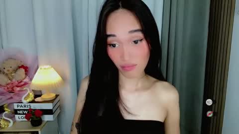 Snapshot of anitaguen chatting on 11-15-25, 09:21 anita online show from 11-15-25, 09:21