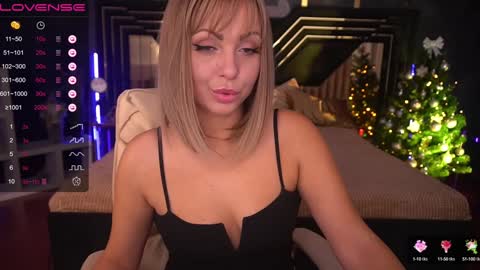 Snapshot of anitalevanta chatting on 12-11-24, 06:20 Anita online show from 12-11-24, 06:20