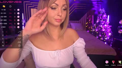 Snapshot of anitalevanta chatting on 12-15-24, 06:37 Anita online show from 12-15-24, 06:37