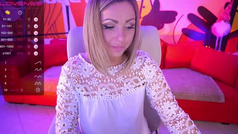 Snapshot of anitalevanta chatting on 12-24-24, 05:55 Anita online show from 12-24-24, 05:55