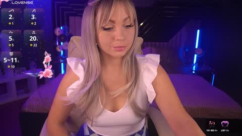 Snapshot of anitalevanta chatting on 01-26-25, 02:08 Anita online show from 01-26-25, 02:08