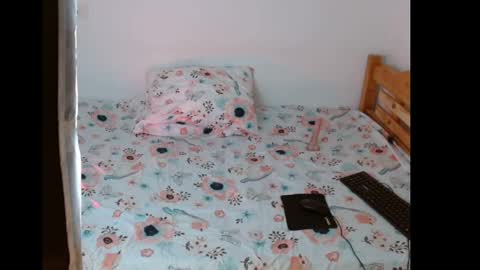 Snapshot of anitaturnerr chatting on 02-19-25, 01:40 anitaturnerr online show from 02-19-25, 01:40