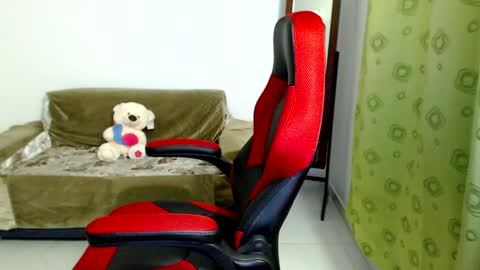 Anita Zarova online show from 01-12-25, 10:33