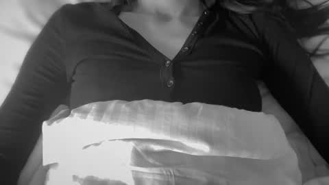 Snapshot of anje_forsexytime chatting on 04-28-26, 04:45 Anje online show from 04-28-26, 04:45