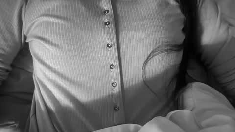 Snapshot of anje_forsexytime chatting on 05-19-26, 05:08 Anje online show from 05-19-26, 05:08