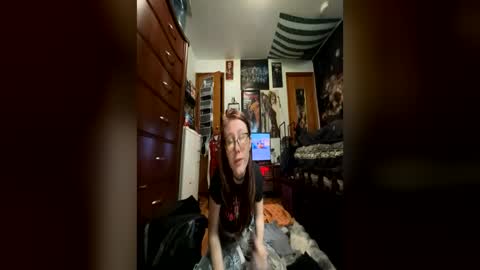 Snapshot of anjelicasylvester chatting on 07-07-26, 11:31 Briar Night online show from 07-07-26, 11:31