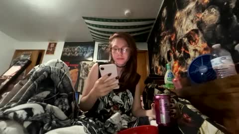 Snapshot of anjelicasylvester chatting on 07-09-26, 04:11 Briar Night online show from 07-09-26, 04:11