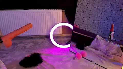 Angel online show from 02-25-26, 06:50