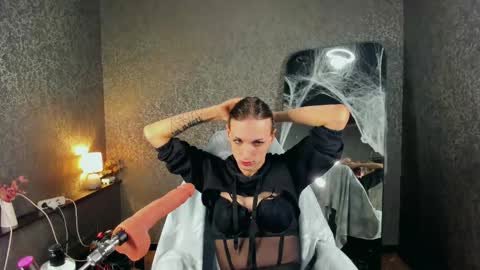 Angel online show from 05-27-26, 06:27
